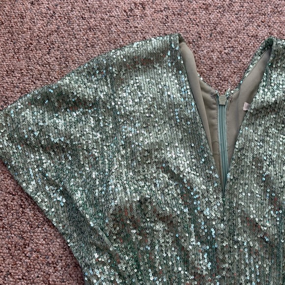 Green sequin dress - Picture 4 of 7